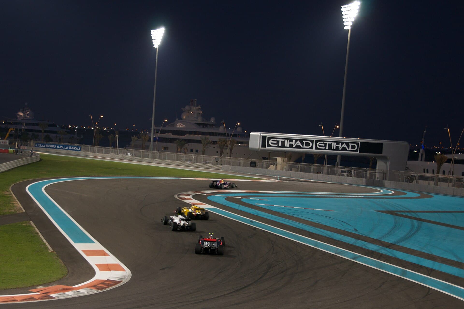 Yas Marina Circuit night F1 Abu Dhabi 2026 concerts